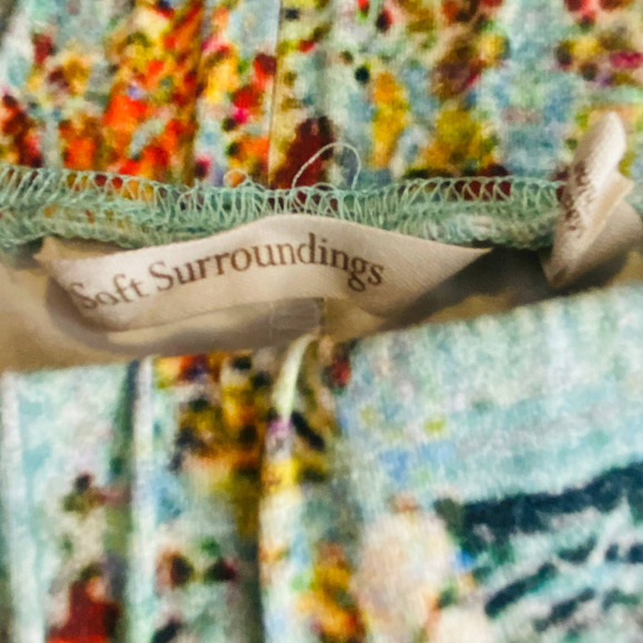 Soft Surroundings Have To Have Blue Corduba Printed Ankle Legging Size Small - Picture 8 of 10